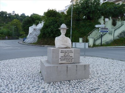 CM Coimbra repudia “puro vandalismo” e vai repor busto de Baden-Powell
