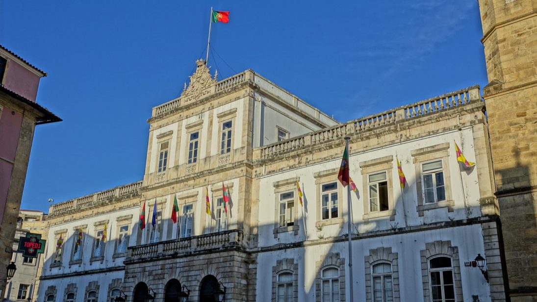 Fundo Municipal de Emergência Social de Coimbra reforçado para apoiar famílias em situação de vulnerabilidade