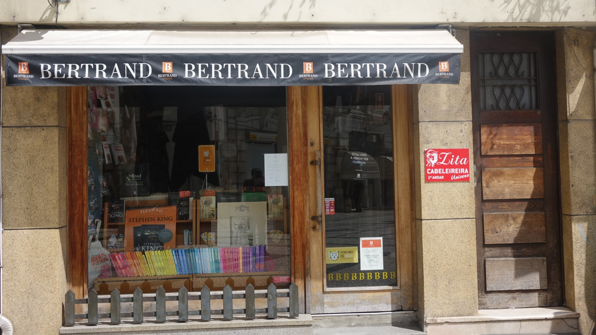 Livraria Bertrand reconhecida como “Loja Com História