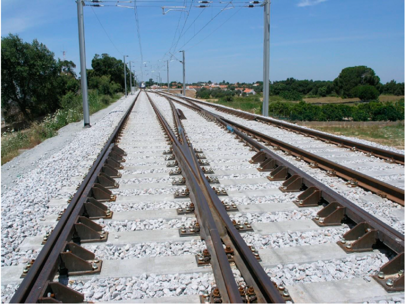 Cinco novas passagens para peões vão dar maior segurança no atravessamento da Linha do Norte em Coimbra