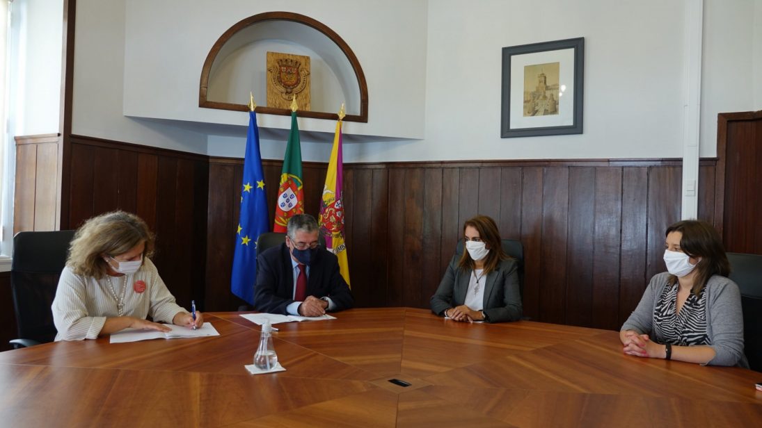 Câmara formaliza reforço do apoio à promoção da Baixa de Coimbra