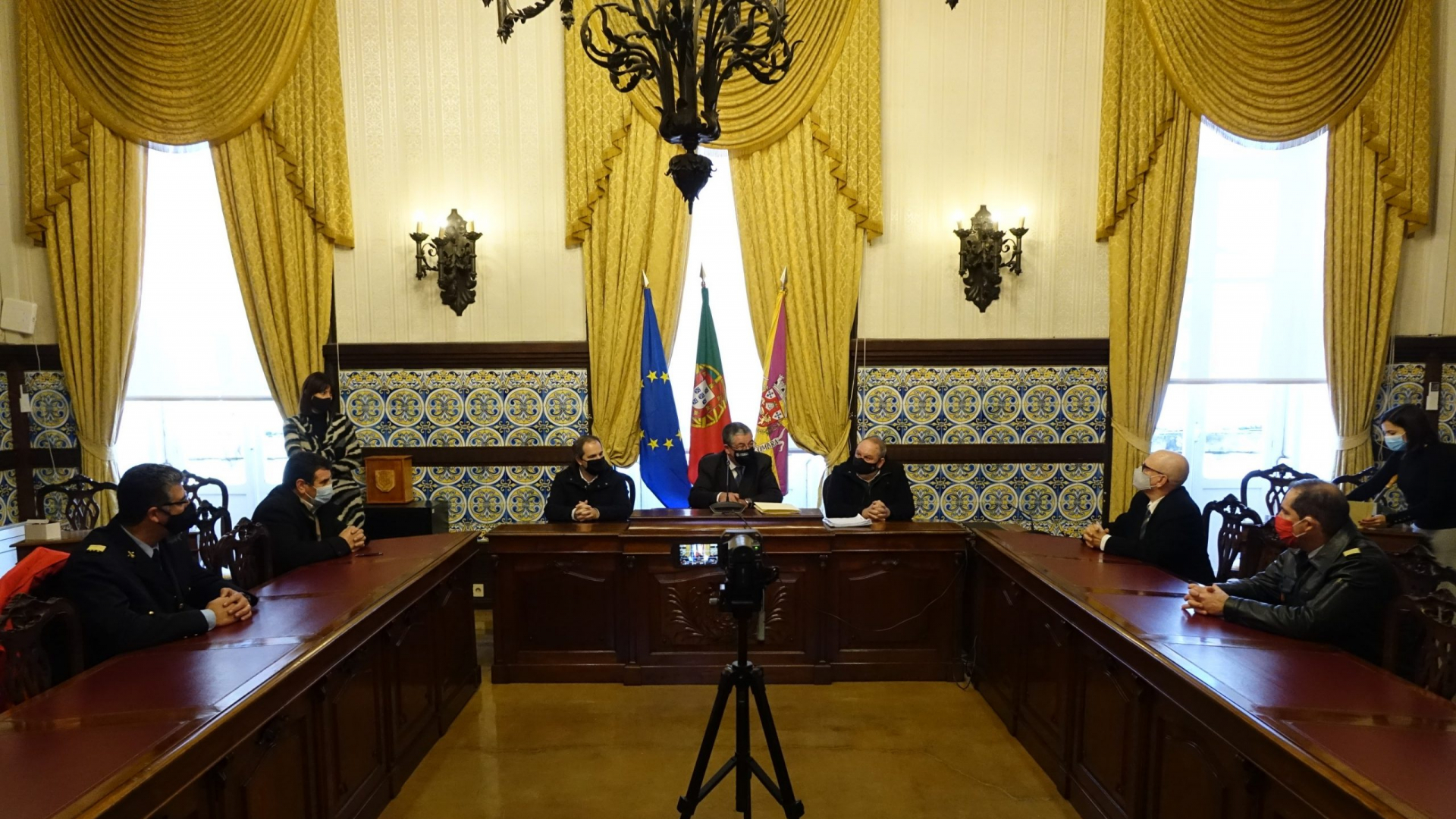 CM Coimbra apoia Bombeiros Voluntários com 100 mil euros