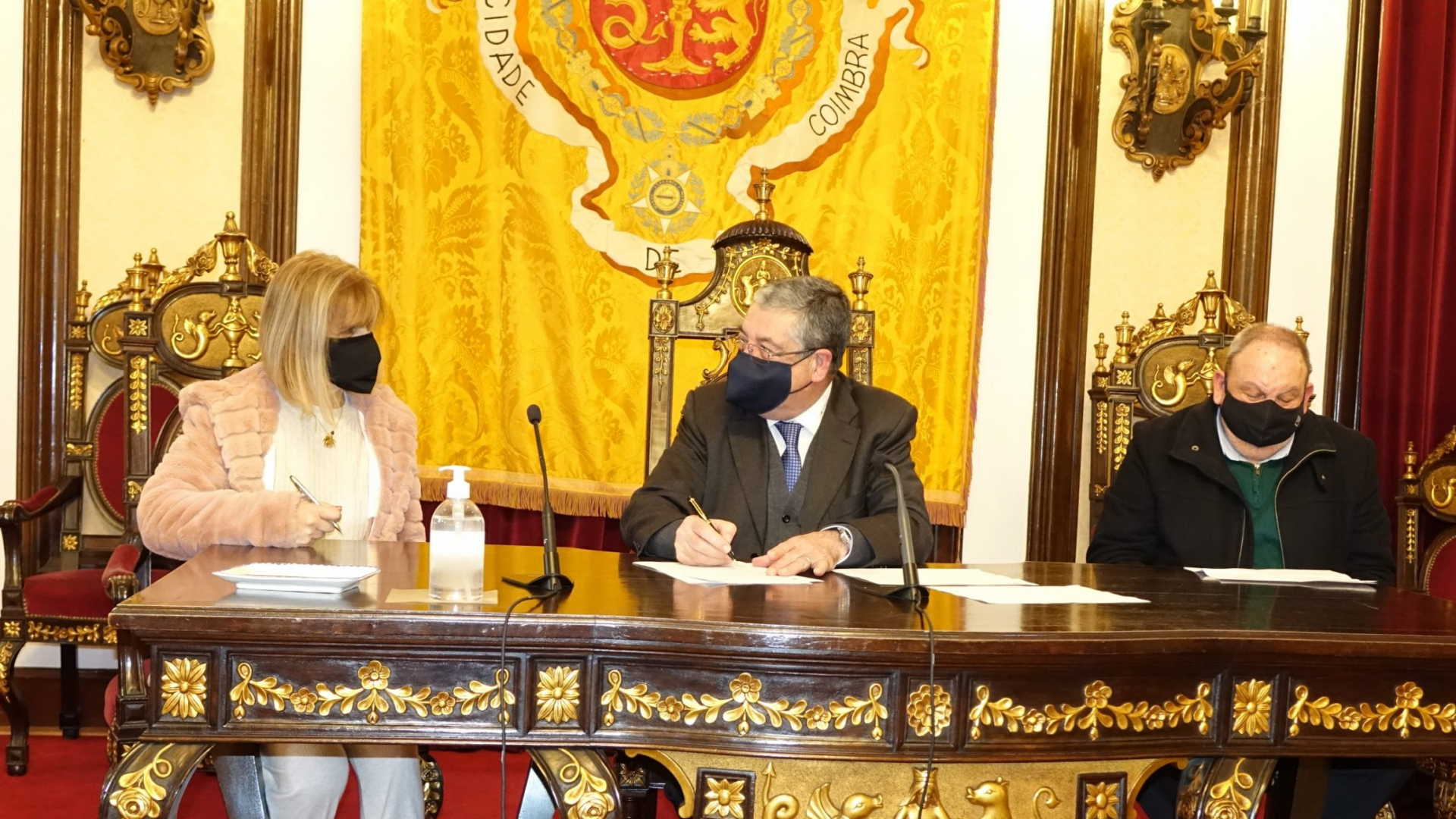 CM Coimbra formaliza cedência da escola de Casal do Lobo para criação de Centro de Dia do CASPAE