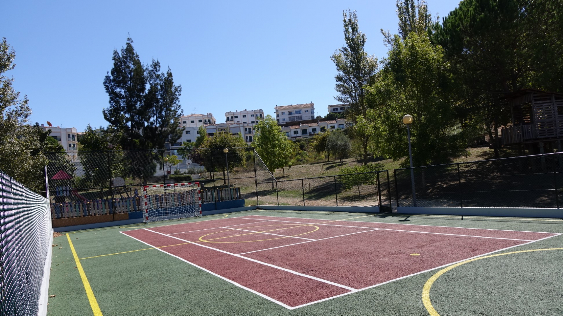 Associação de Moradores da Urbanização de Valverde coopera com a Câmara para gestão de espaços verdes