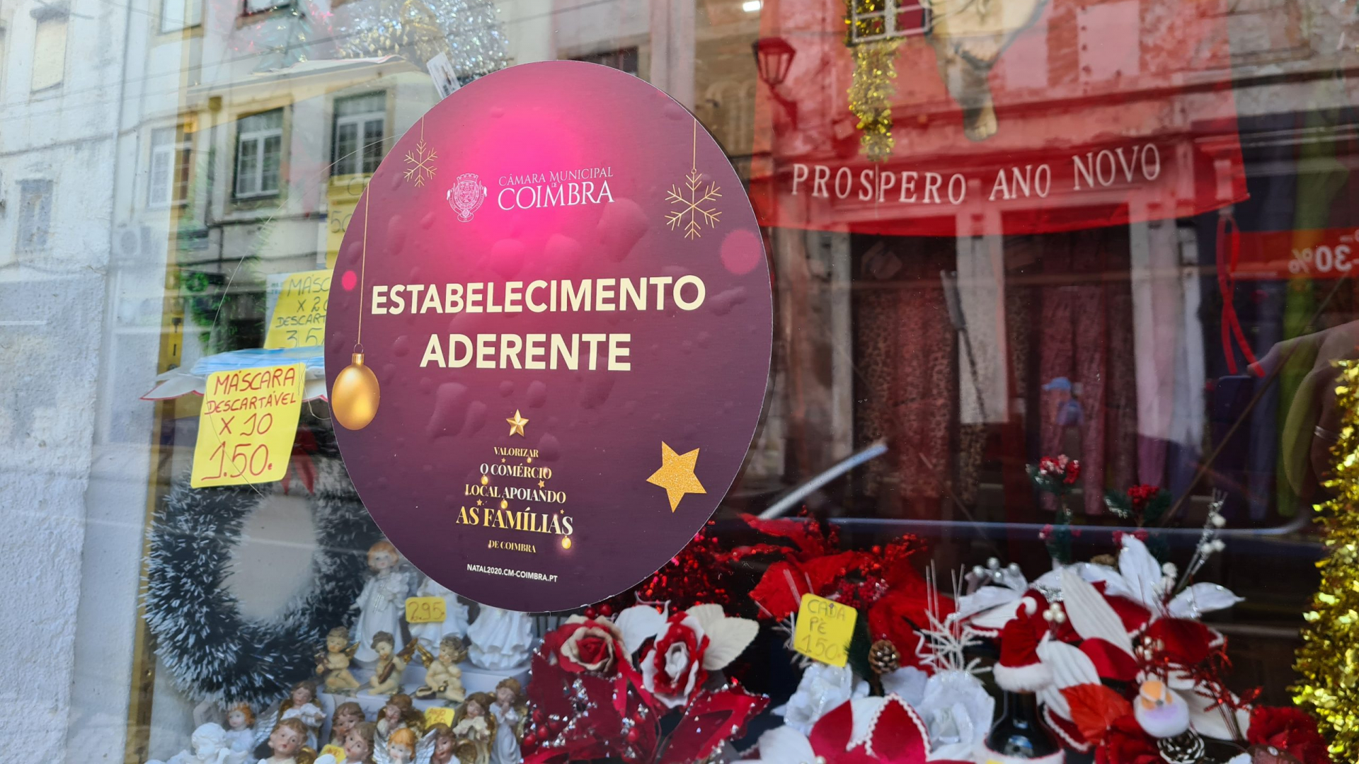 Vales de apoio às famílias e comércio local prorrogados até 31 de março