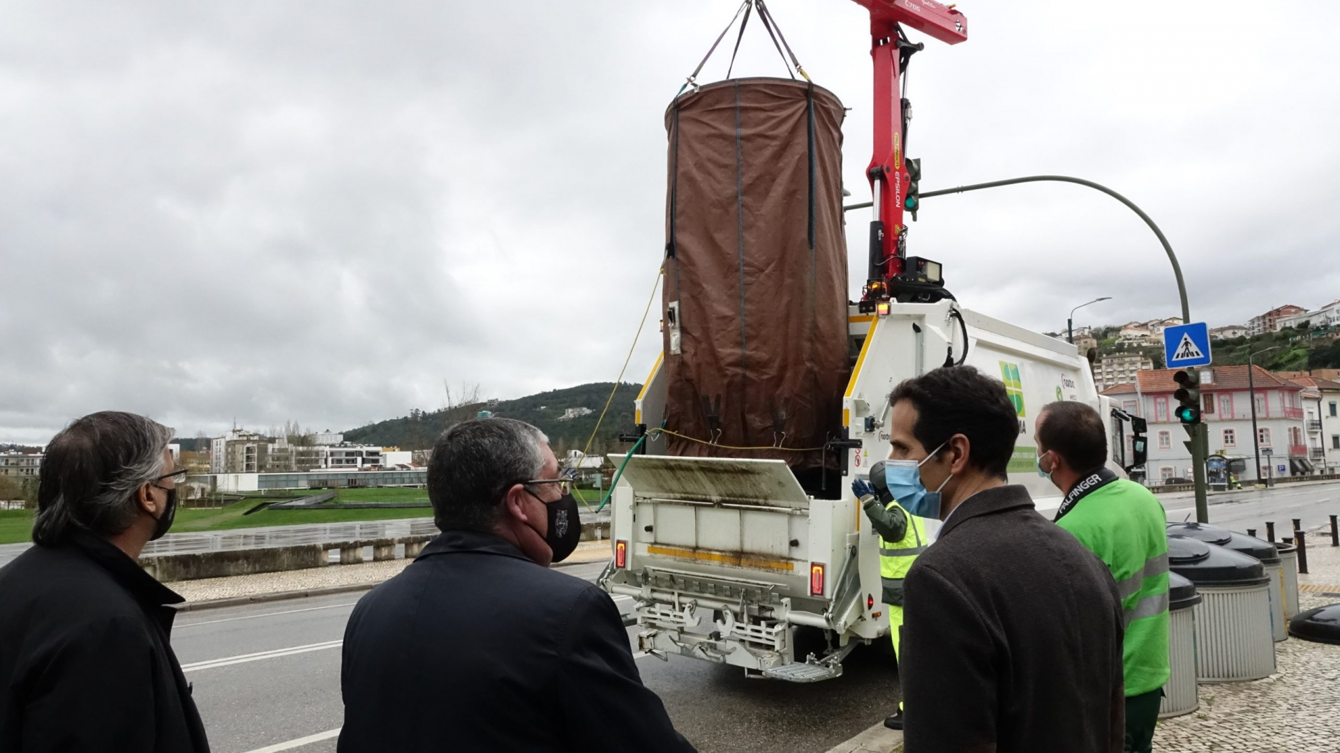 Coimbra com viaturas mais amigas do ambiente na recolha de resíduos