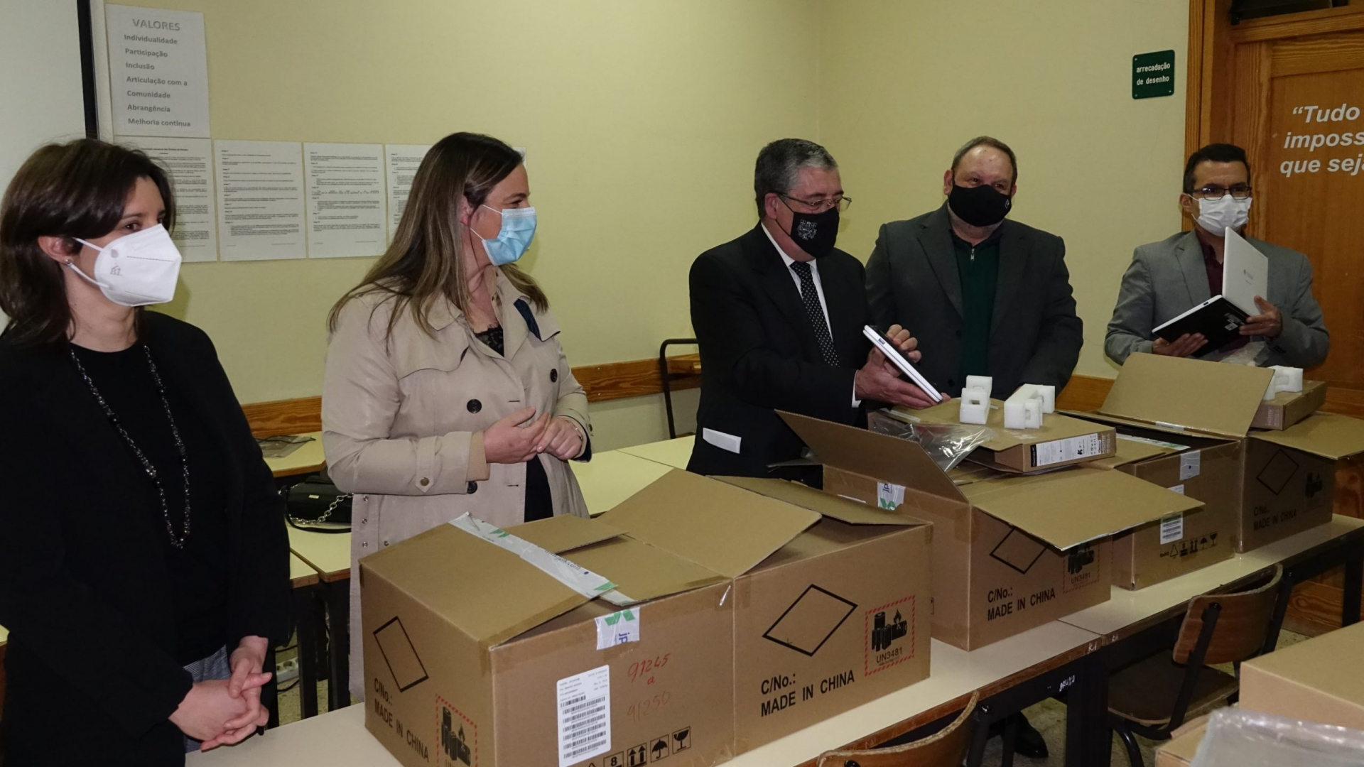 CM Coimbra disponibiliza cerca de 2500 equipamentos informáticos para ensino online