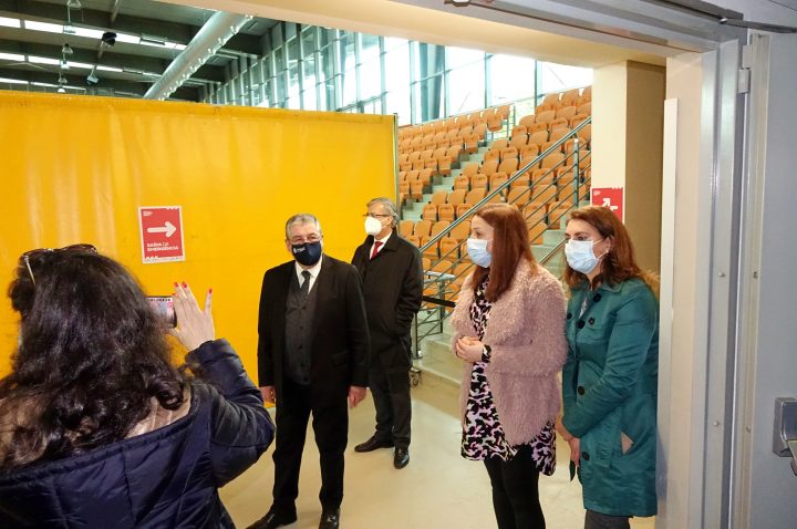 batch_DSC04635 (Custom)