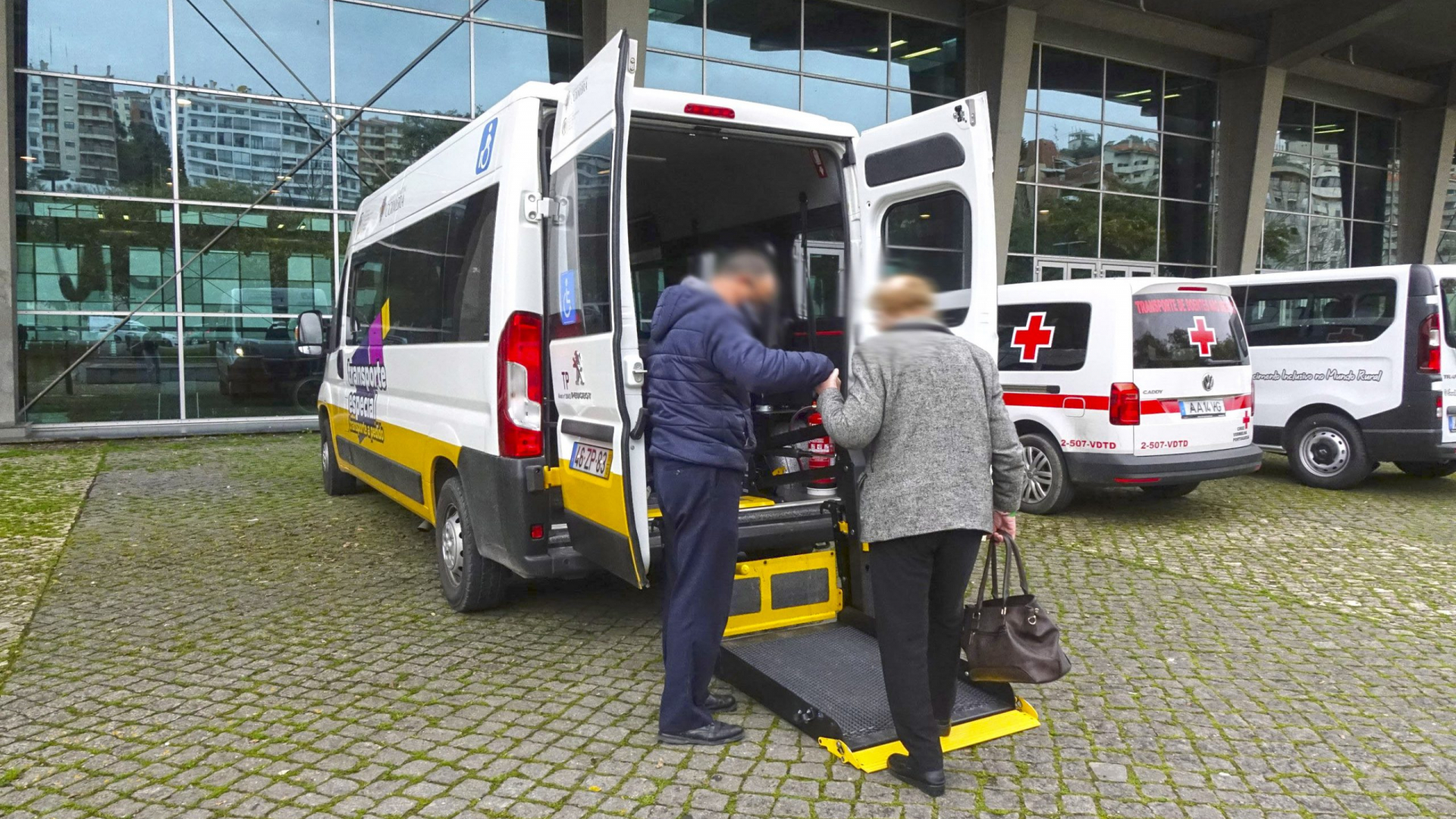 Câmara de Coimbra garante transporte gratuito para vacinação