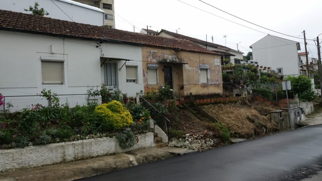 CM Coimbra abre concurso para reabilitar habitações no Bairro Fonte do Castanheiro
