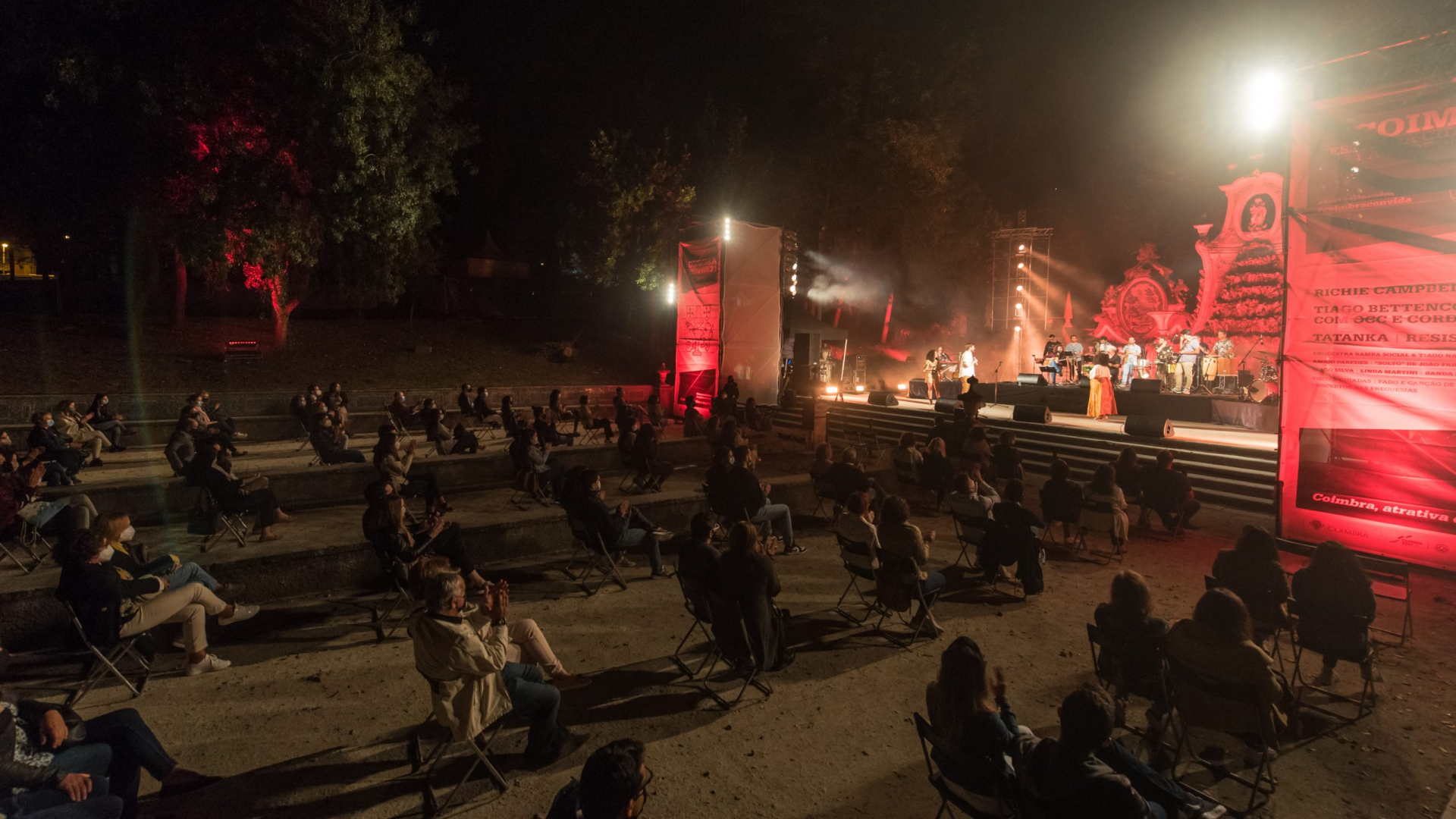 Festas da Cidade de Coimbra arrancaram ao som do ritmo brasileiro