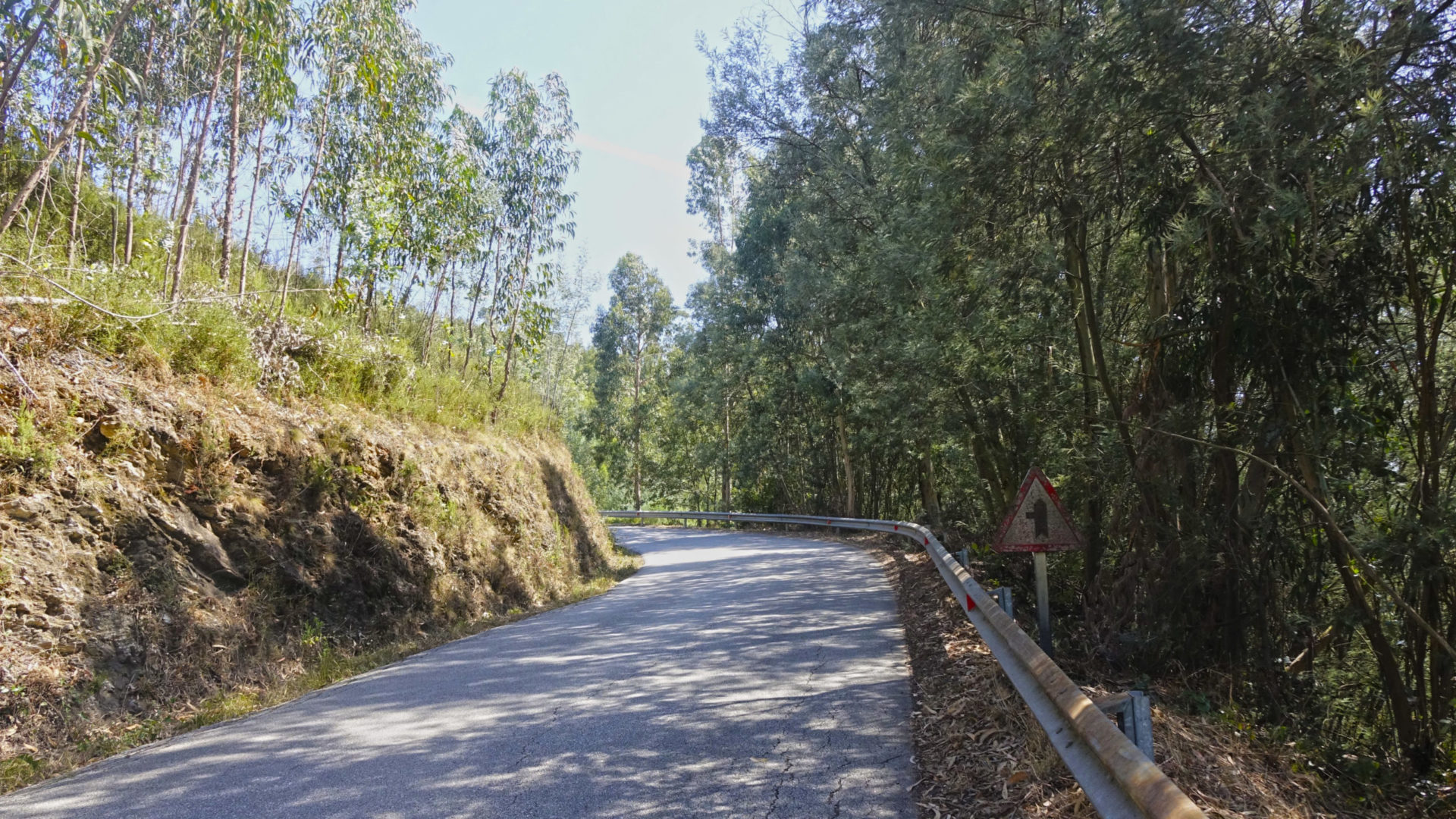 CM Coimbra requalifica entroncamento Vale de Açor – Sobral de Ceira