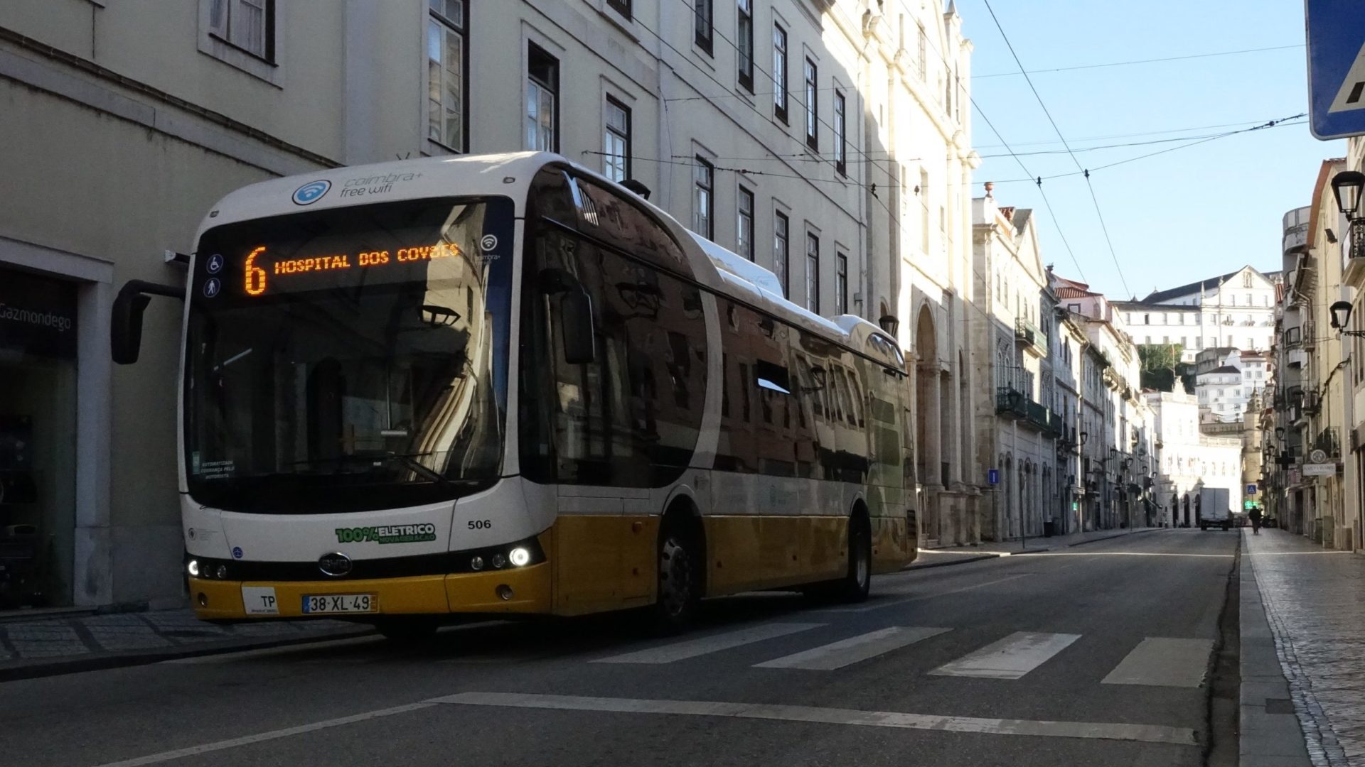 Linha 19T dos SMTUC com novos pontos de paragem na Serra da Rocha