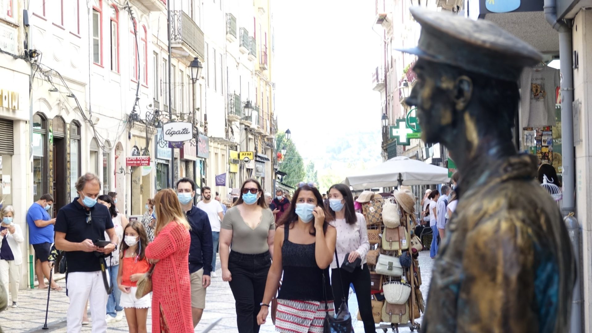 Mostra de Estátuas Vivas foi um sucesso na Baixa de Coimbra e volta em 2022