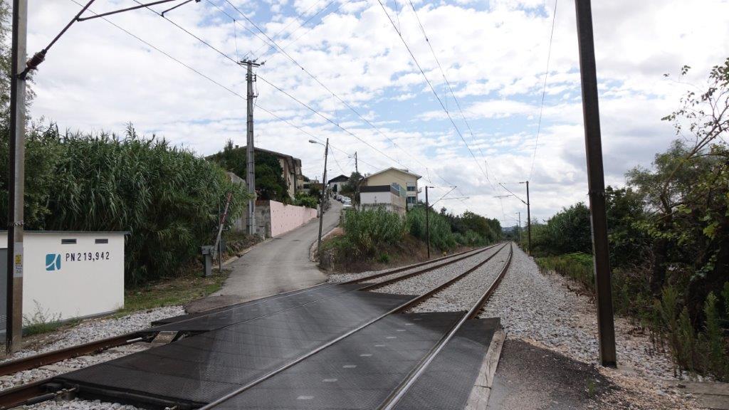 Cinco novas passagens para peões em Coimbra garantem mais segurança no atravessamento da Linha do Norte