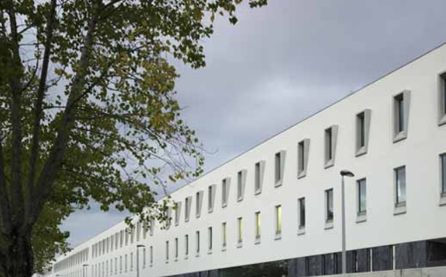 CM Coimbra contrata mais assistentes operacionais para as escolas públicas do concelho