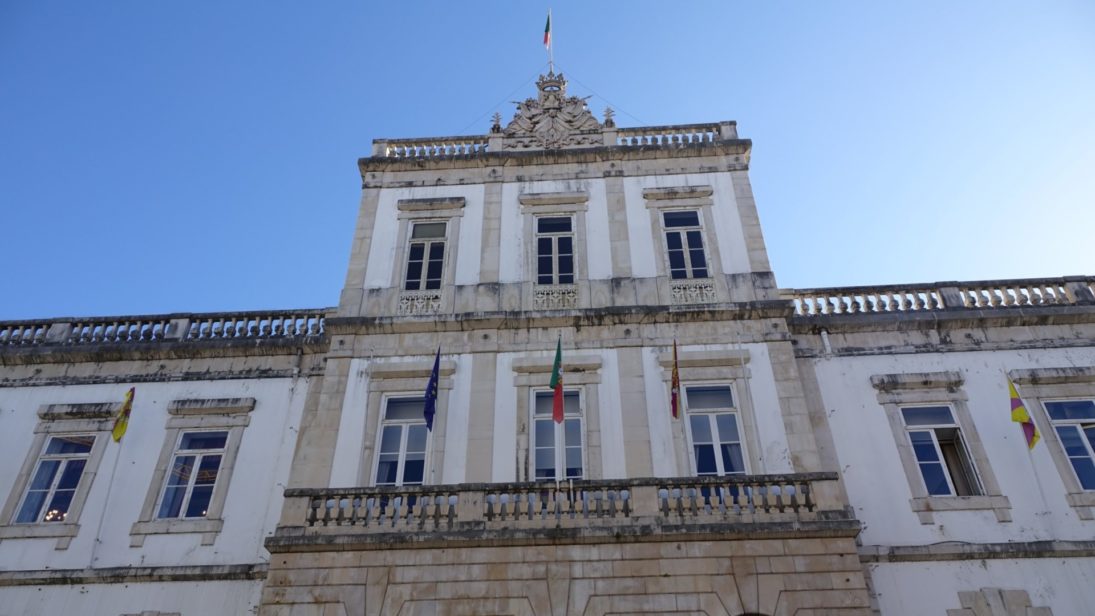 Reuniões da CM Coimbra serão mais democráticas e transparentes
