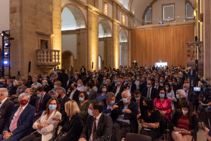 sem título-0084 (Custom)