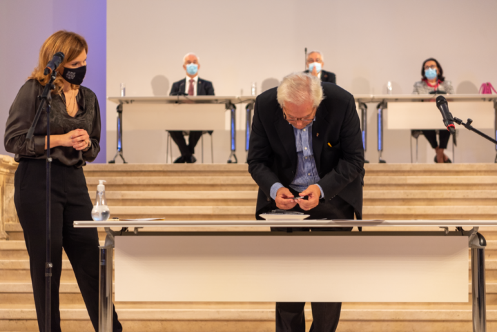 sem título-0216 (Custom)