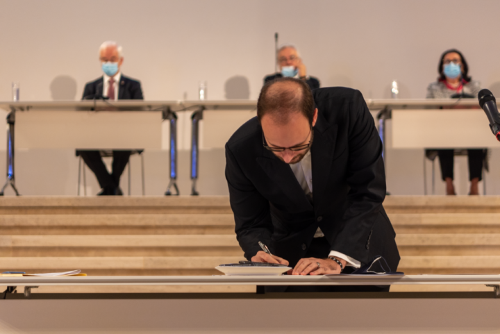 sem título-0234 (Custom)