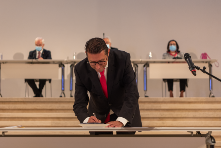 sem título-0252 (Custom)