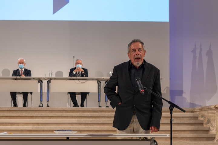 sem título-0454 (Custom)