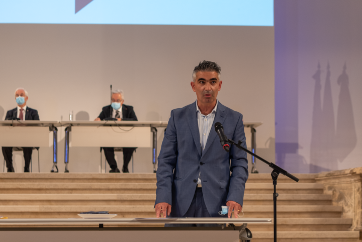 sem título-0465 (Custom)