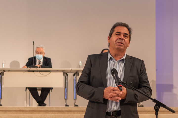 sem título-0492 (Custom)