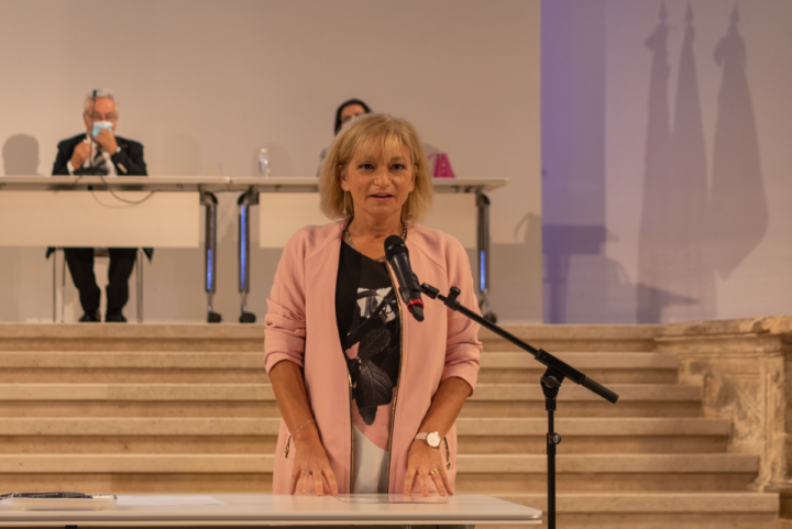 sem título-0613 (Custom)