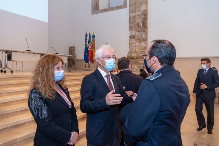 sem título-0796-2 (Custom)