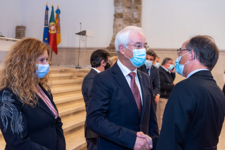 sem título-0815-2 (Custom)