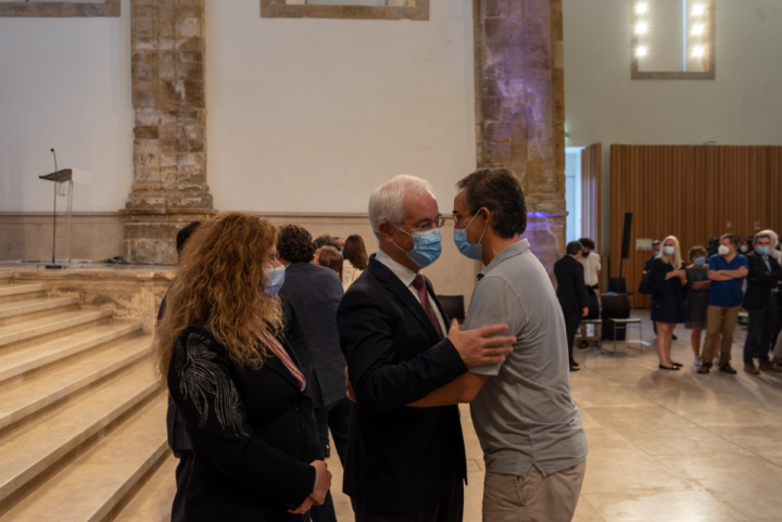 sem título-0852 (Custom)