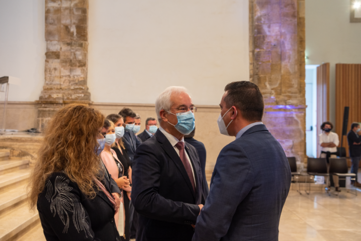 sem título-0874 (Custom)