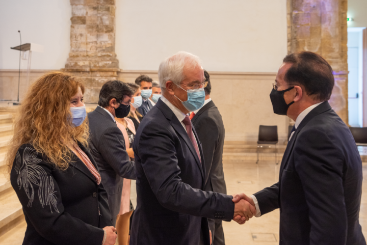 sem título-0883 (Custom)