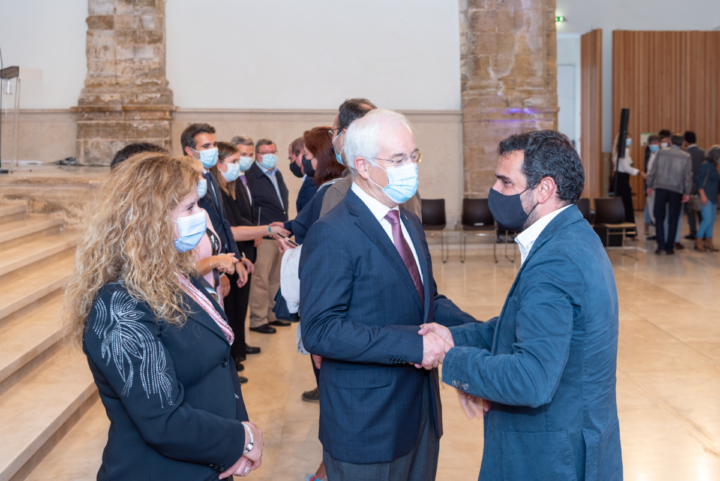 sem título-0928 (Custom)