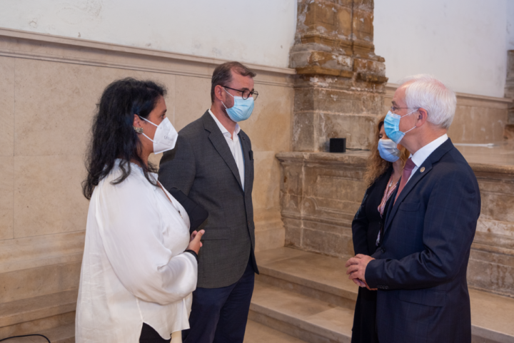 sem título-0934 (Custom)