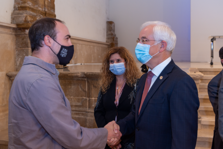 sem título-0936 (Custom)