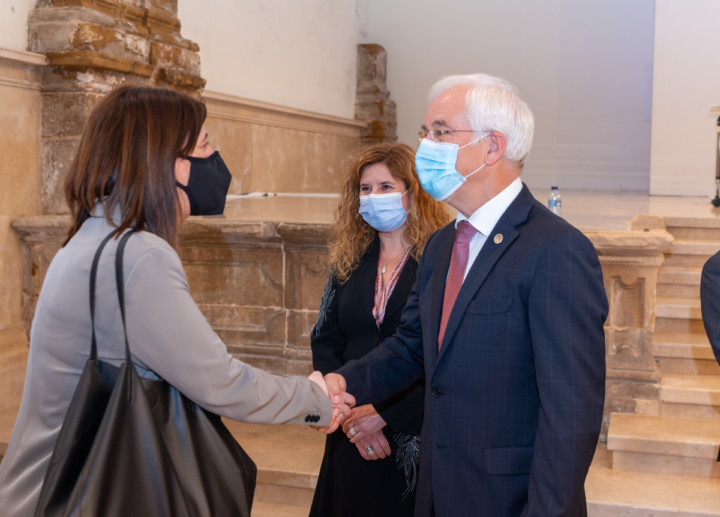 sem título-0938 (Custom)