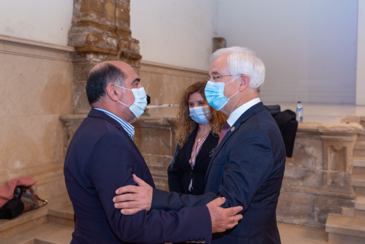 sem título-0946 (Custom)