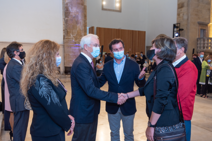 sem título-0963 (Custom)