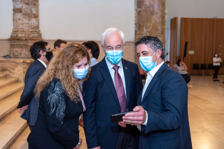 sem título-1003 (Custom)