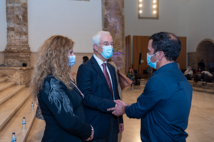 sem título-1044 (Custom)