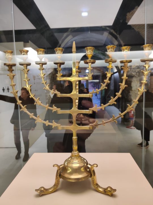 WhatsApp Image 2021-12-06 at 18.15.35 (1) (Custom)