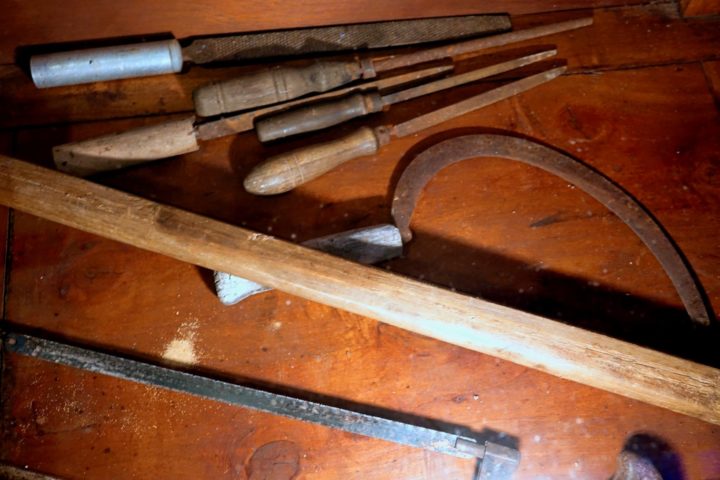 DSC02490 (Custom) (Custom)