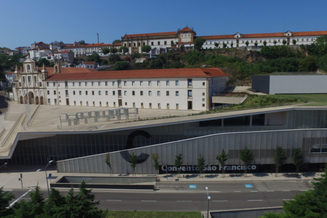 Município de Coimbra apoia organização da sessão distrital do Parlamento dos Jovens
