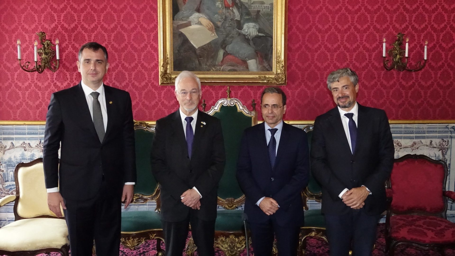 CM Coimbra celebra acordo de cooperação internacional com Brasil