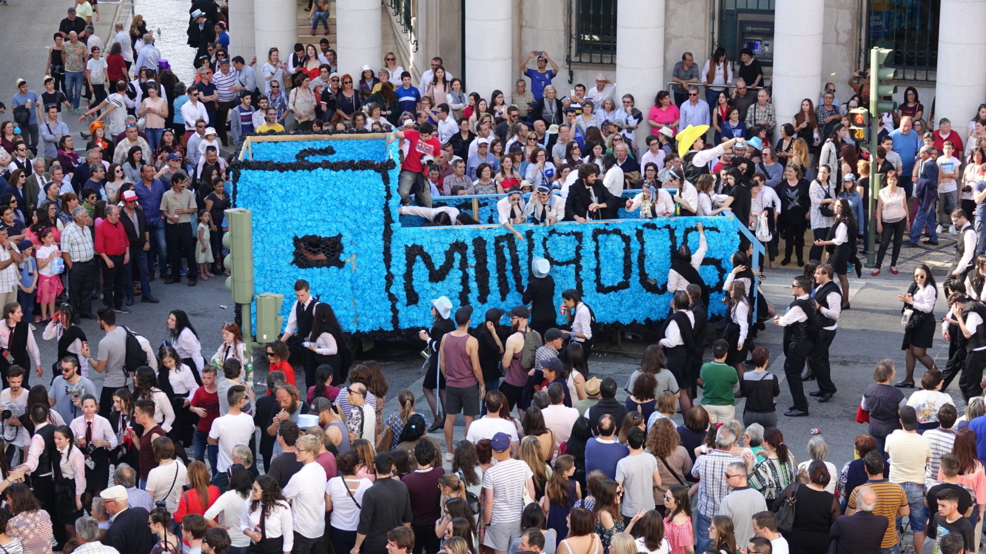 SMTUC com dois circuitos especiais e gratuitos nas noites da Queima das Fitas