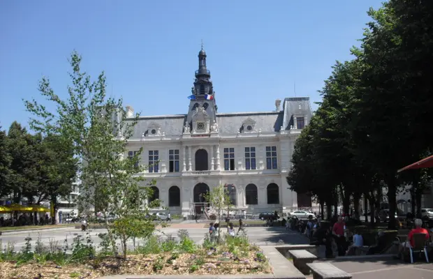 Coimbra e Poitiers reforçam iniciativas para intercâmbio de jovens