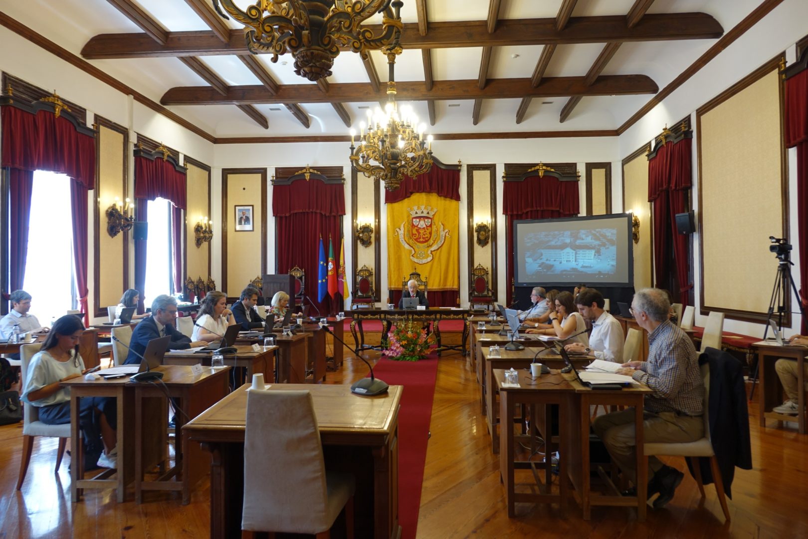 Câmara de Coimbra apoia associação Asas à Imaginação com 1.500 euros