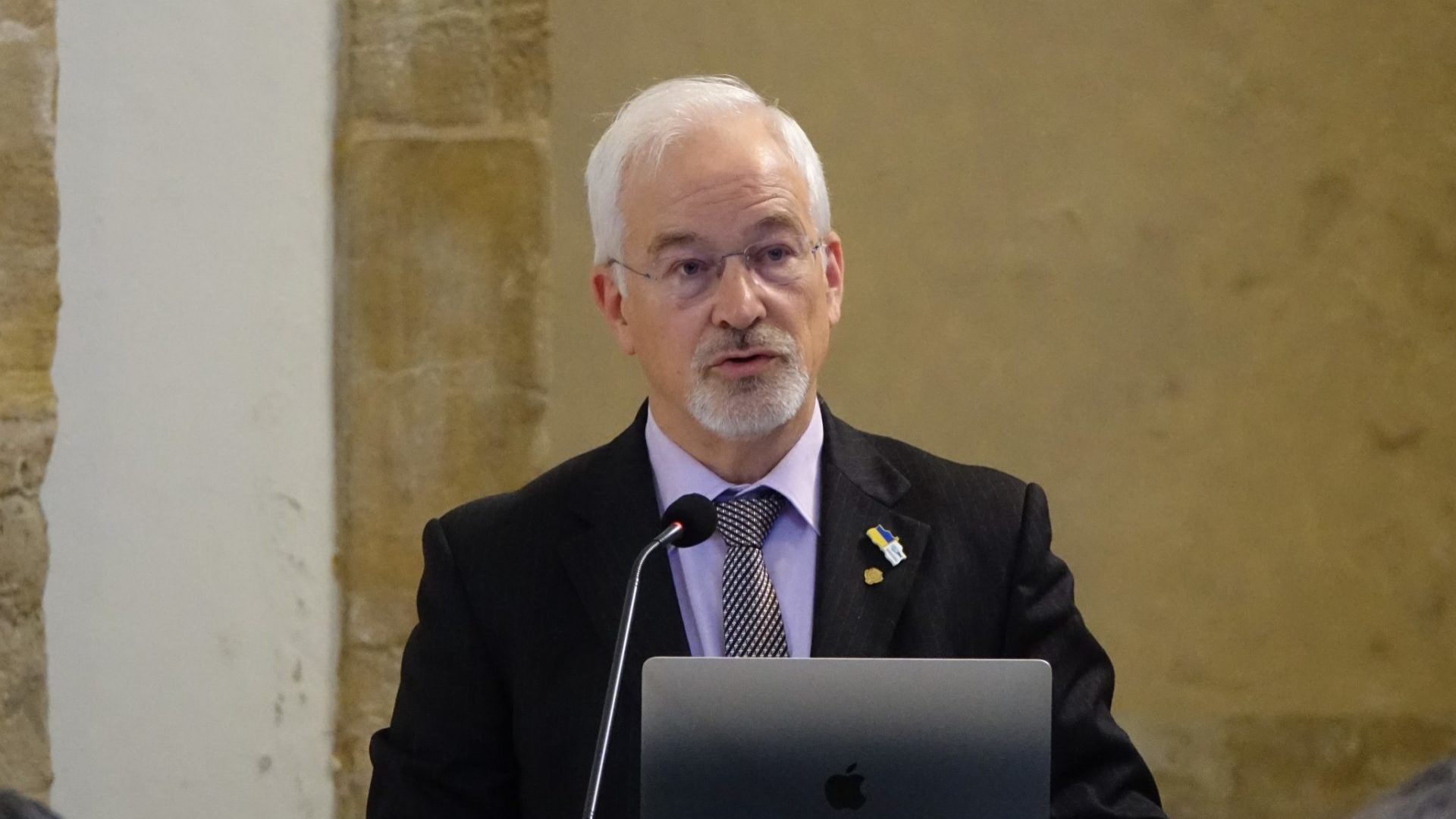 Coimbra diz que saída do Porto exige “intenso debate” sobre missão da ANMP